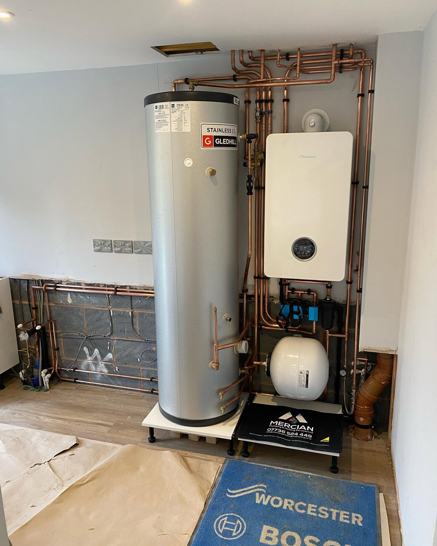 Worcester Bosch boiler and unvented cylinder installation in Astwood Bank